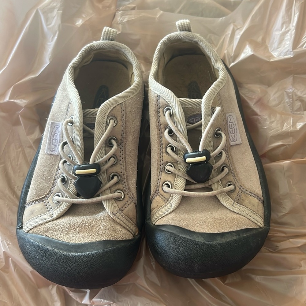 KEEN Kids' Tan and Black Shoes